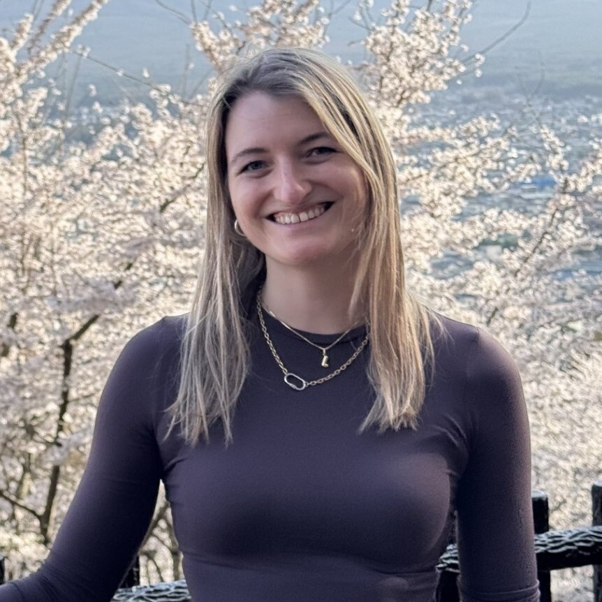 Lisa Profilbild_mit Hintergrund